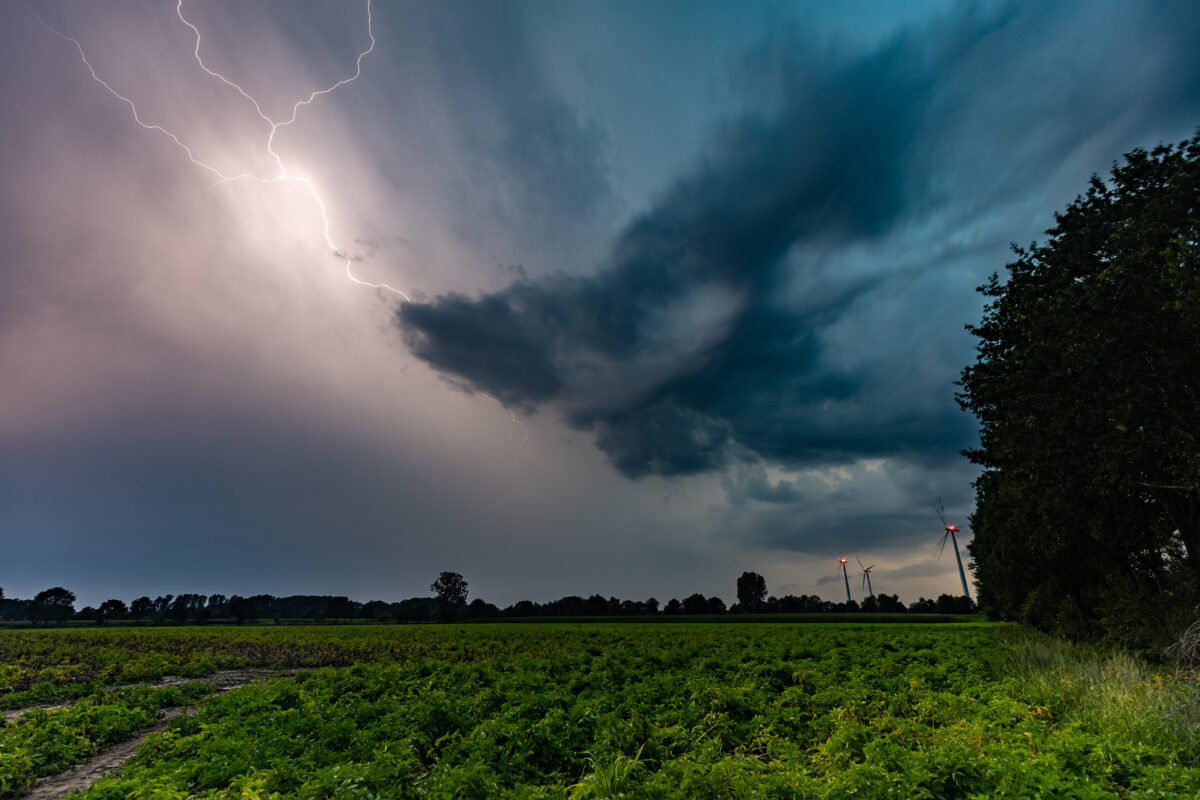 Bliksemontlading crawler onweer Duitsland